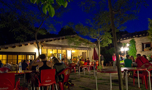 Bar Restaurant in Rodellar